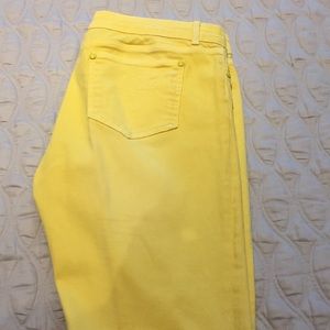 Moschino jeans size 32 distressed look